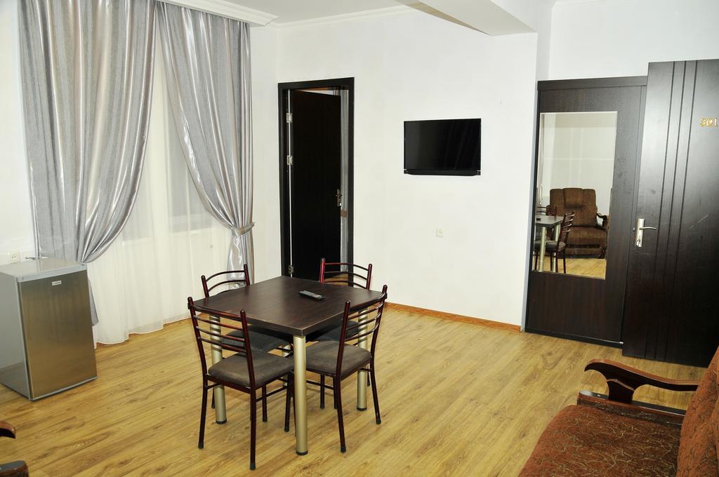 Alma-Ata Hotel Bordżomi Pokój zdjęcie
