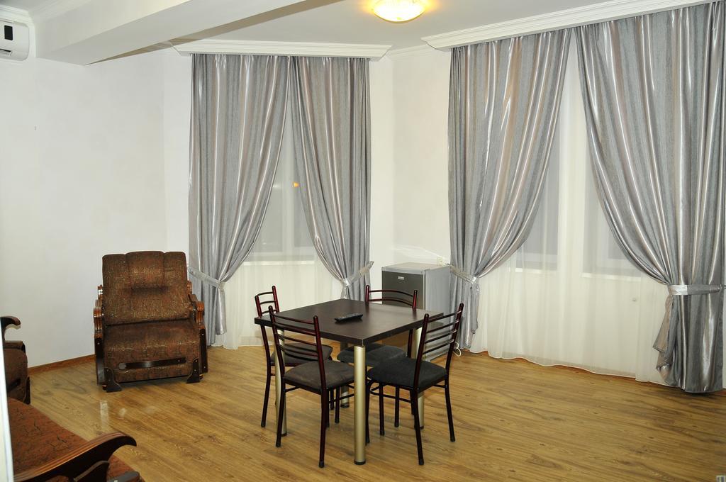 Alma-Ata Hotel Bordżomi Pokój zdjęcie