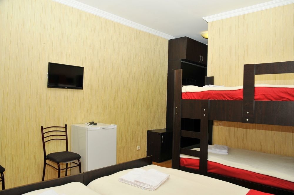 Alma-Ata Hotel Bordżomi Zewnętrze zdjęcie