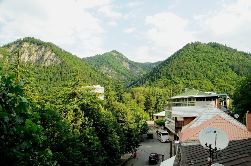 Alma-Ata Hotel Bordżomi Zewnętrze zdjęcie
