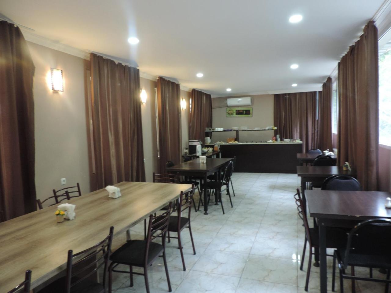 Alma-Ata Hotel Bordżomi Zewnętrze zdjęcie